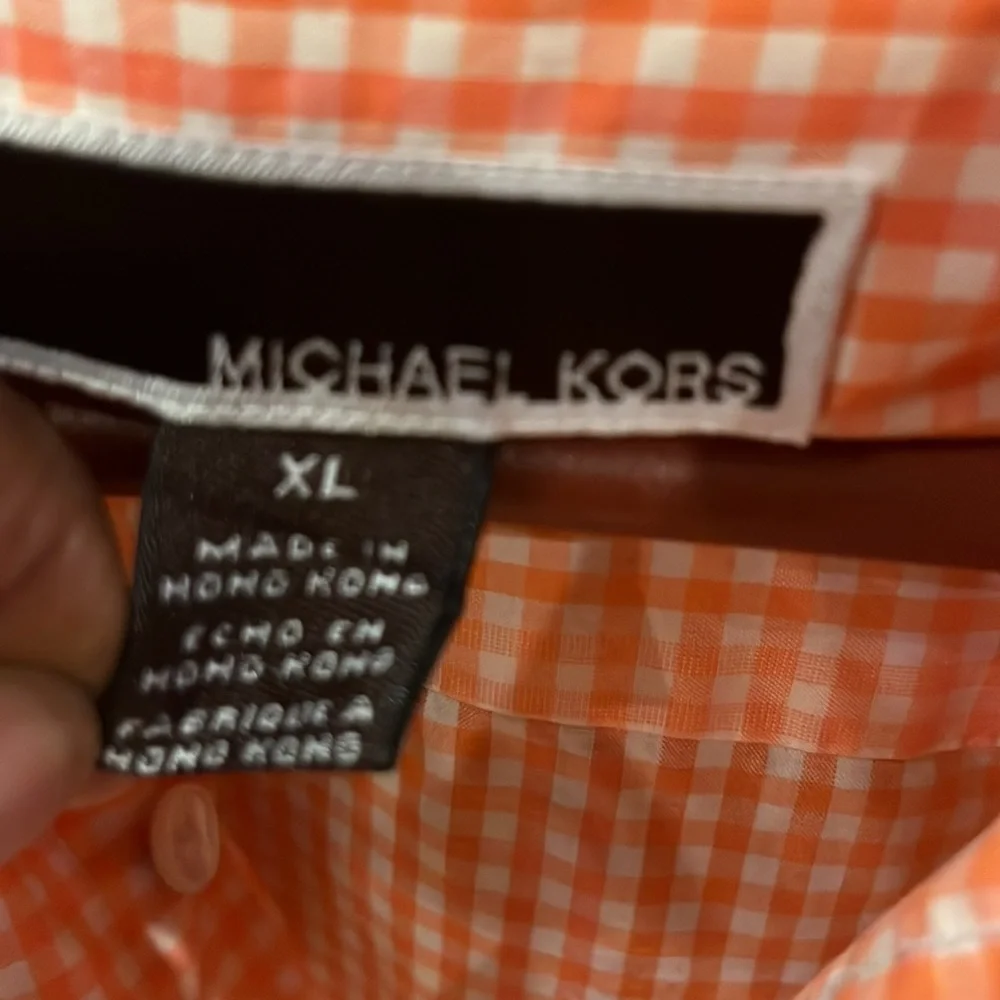 Button down shirt - Picture 2 of 2